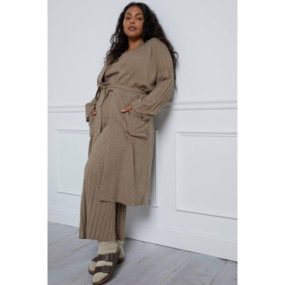 Anthropologie 3 PC Ronan Lounge Set - Picture 7 of 14